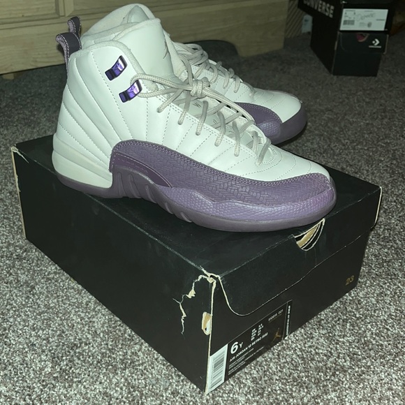 Selling Jordan 12 retro GS pro purple size female